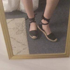 Steve Madden Black Leather lace-up flat shoes